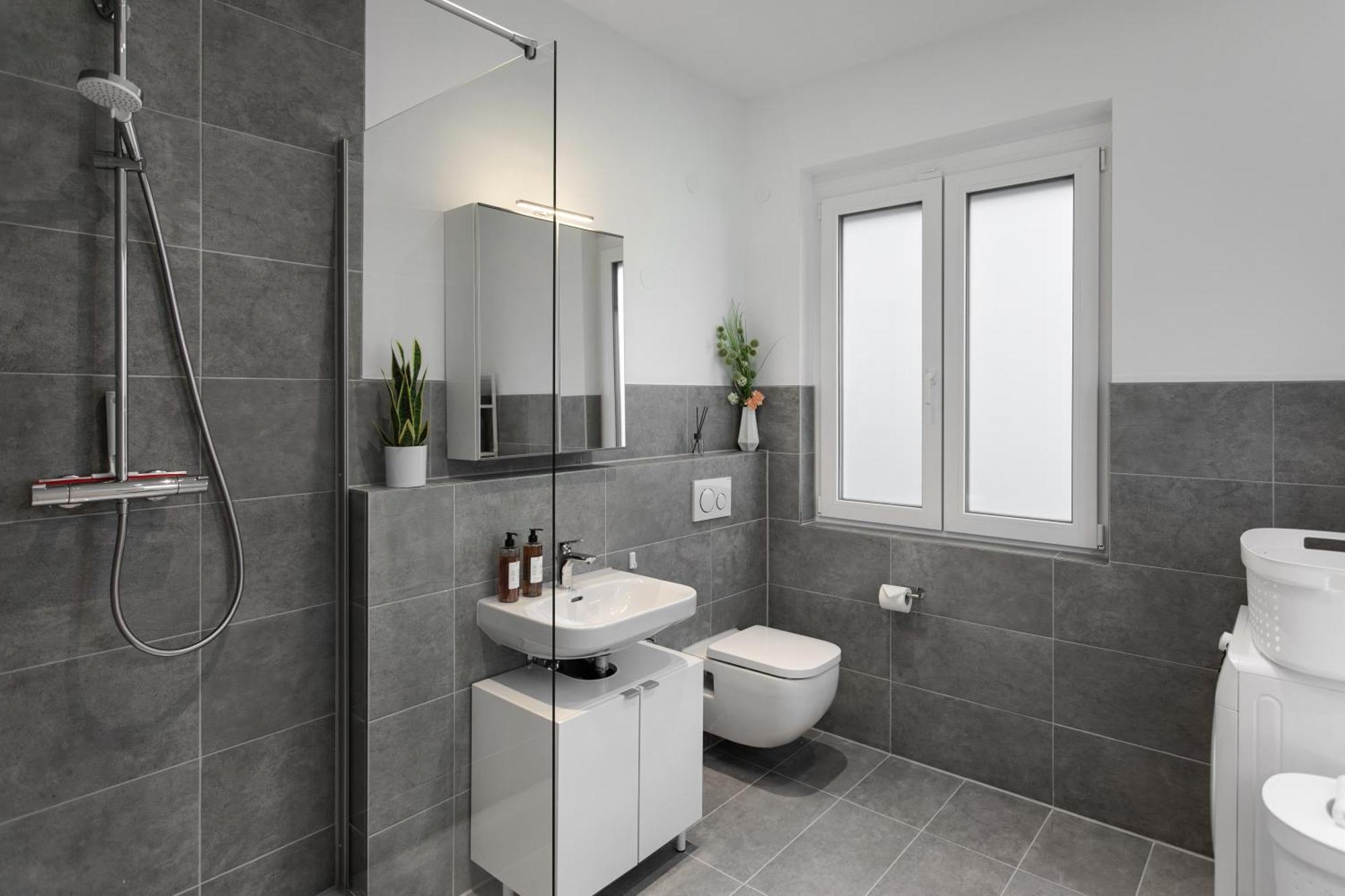 Rosenberg-Suites - Zentral, Stellplatz, Grosse Terasse, Business & Privat Heilbronn Exteriör bild