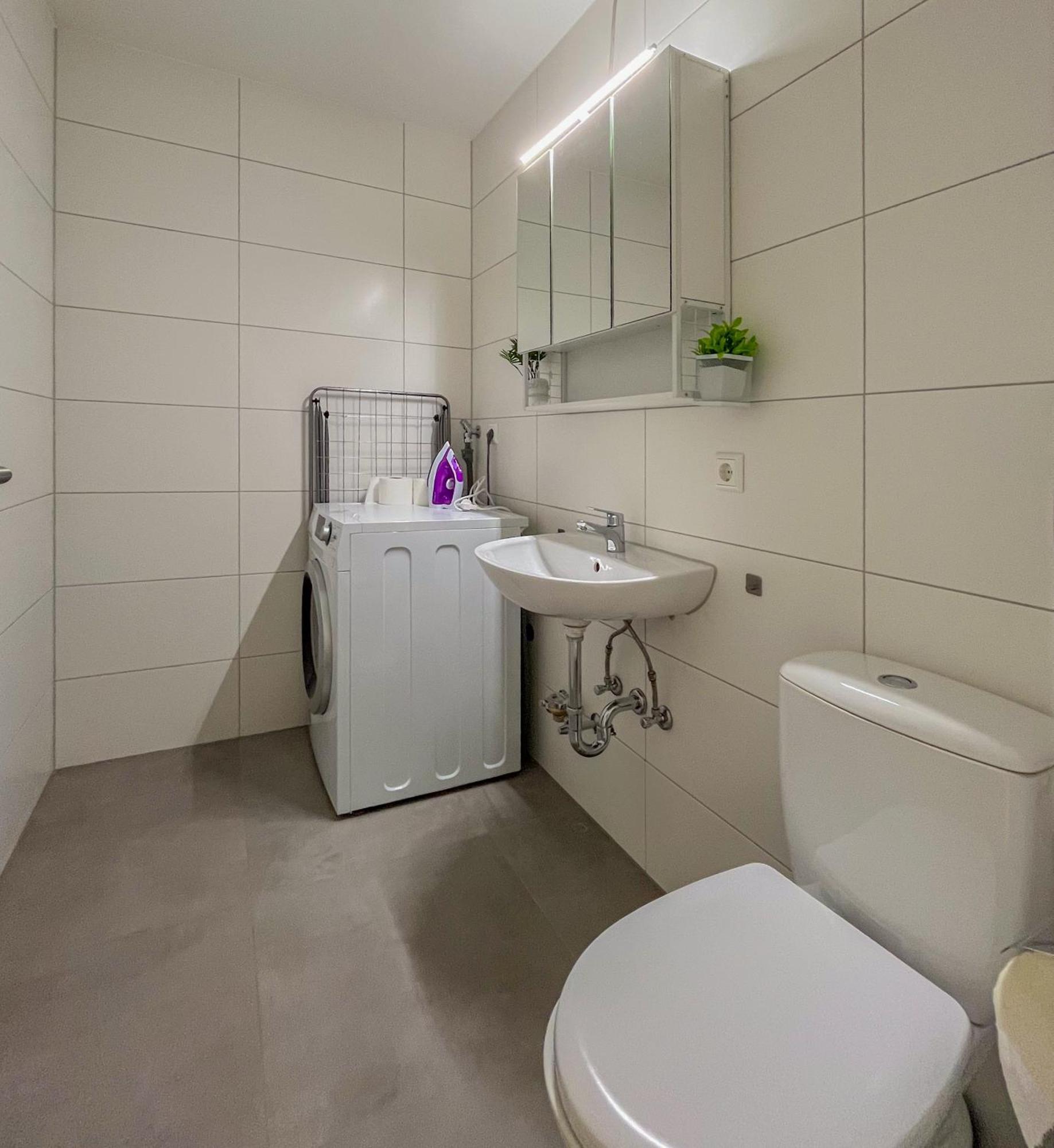 Rosenberg-Suites - Zentral, Stellplatz, Grosse Terasse, Business & Privat Heilbronn Exteriör bild